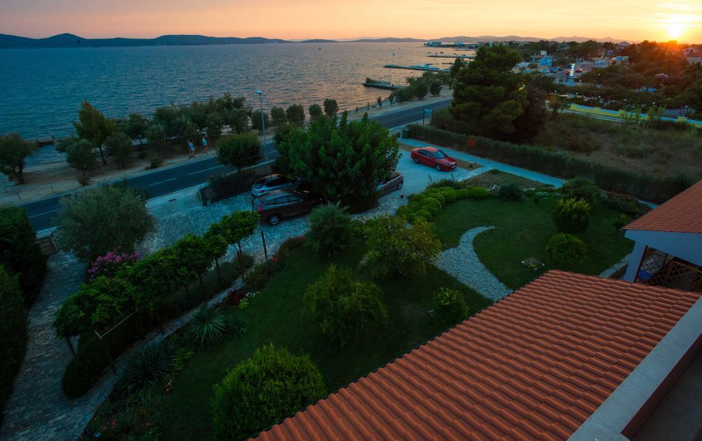 Villa Amalija Sukošan Oda fotoğraf