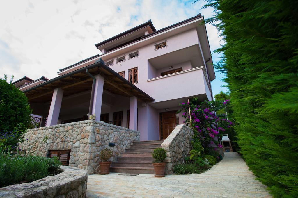 Villa Amalija Sukošan Oda fotoğraf
